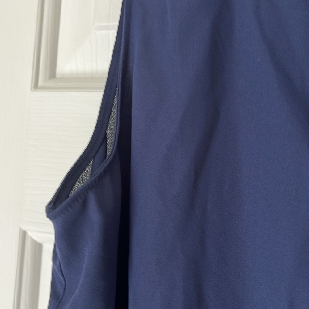 Lilly Gramercy Top in True Navy/ sleeveless, flowy top - Picture 7 of 11